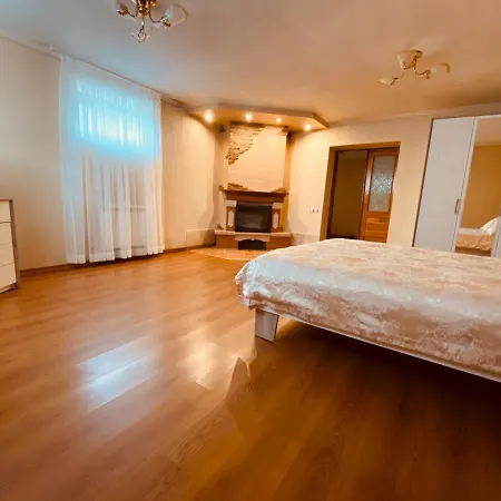 Grand Apartamento Nelipyno